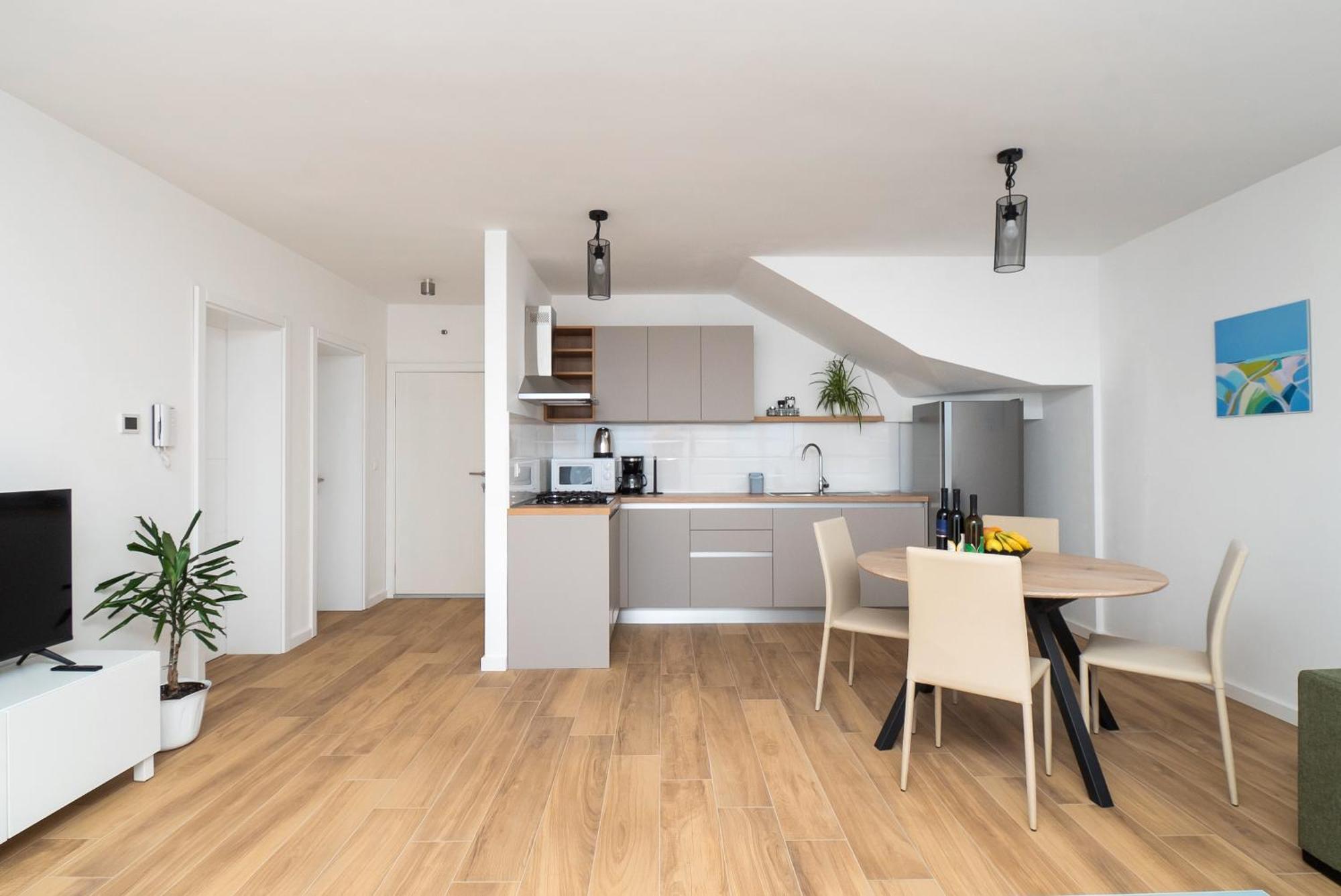 שיבניק Apartman Miriam מראה חיצוני תמונה