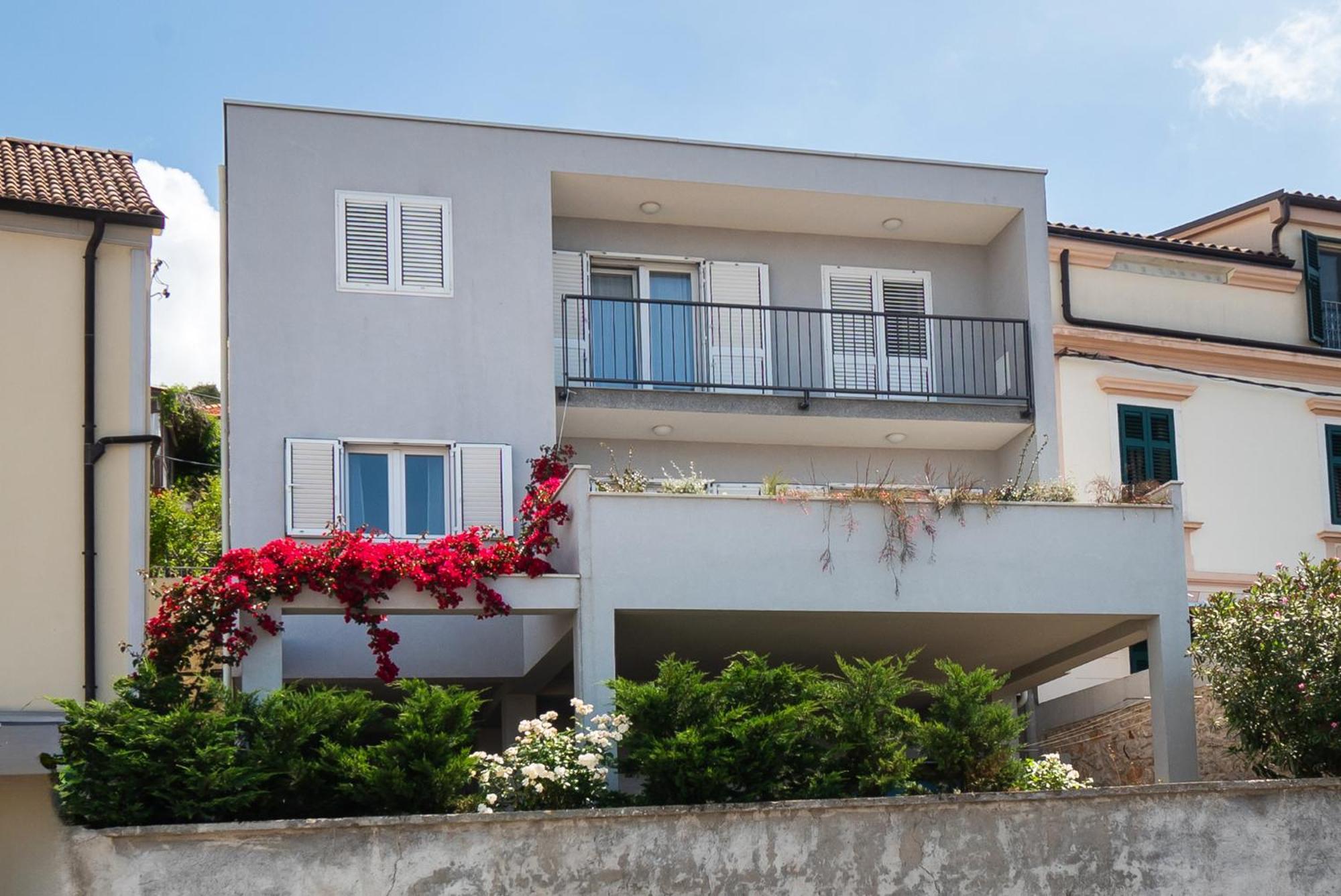 שיבניק Apartman Miriam מראה חיצוני תמונה