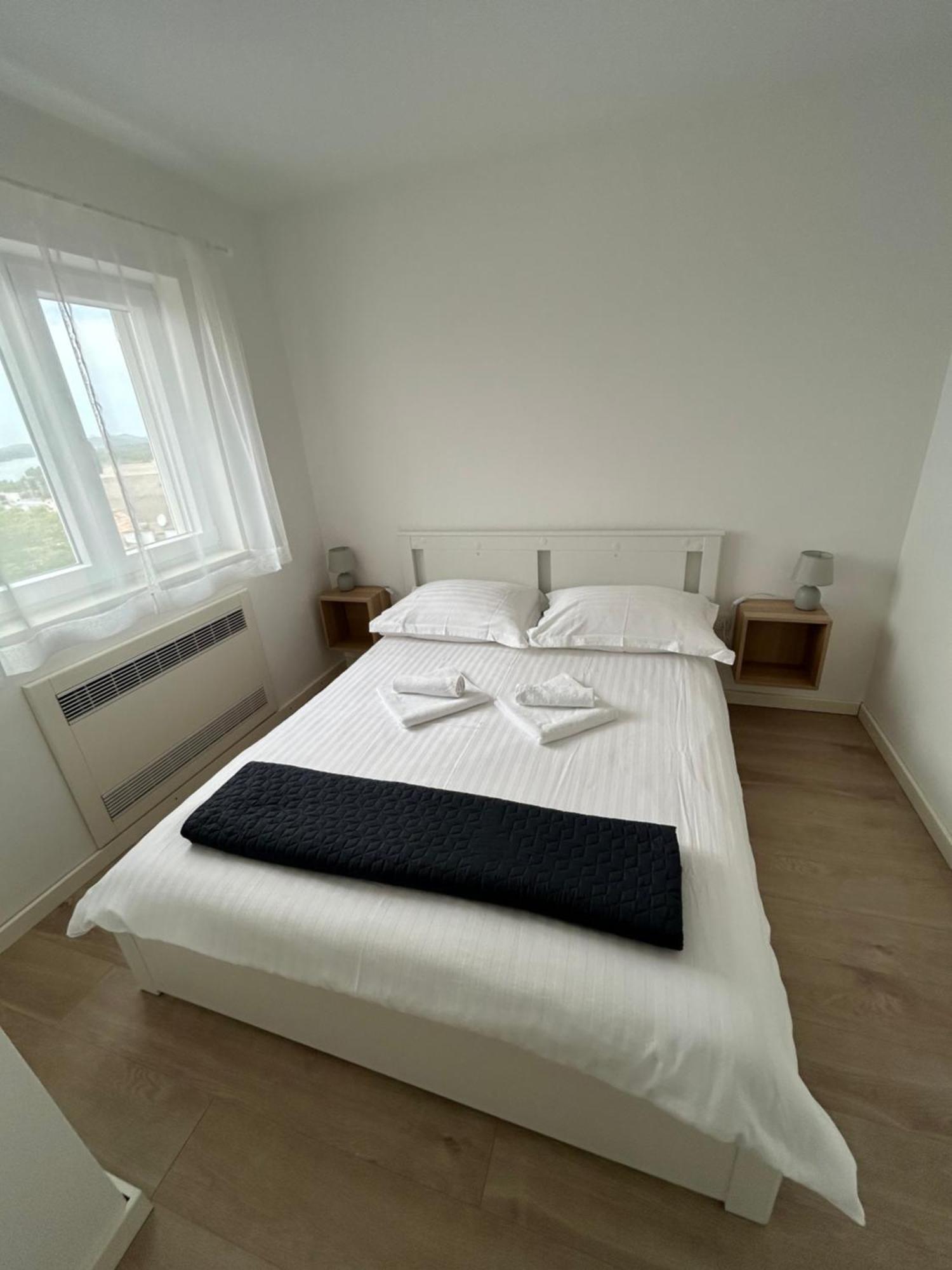 שיבניק Apartman Miriam מראה חיצוני תמונה